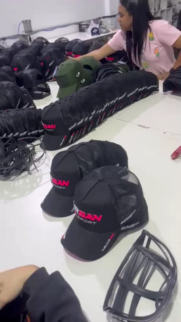 Nuestro equipo. Nuestra fábrica. El cuidado de siempre.